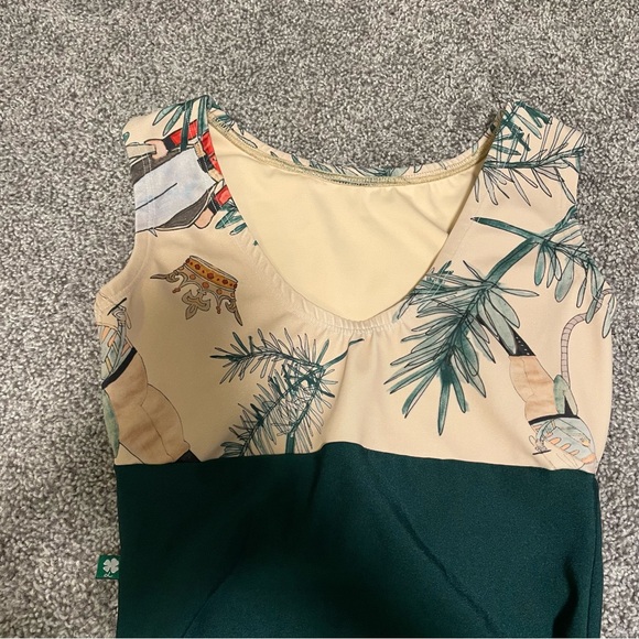 Lucky Leo Nutcracker Leotard Small - Picture 5 of 6